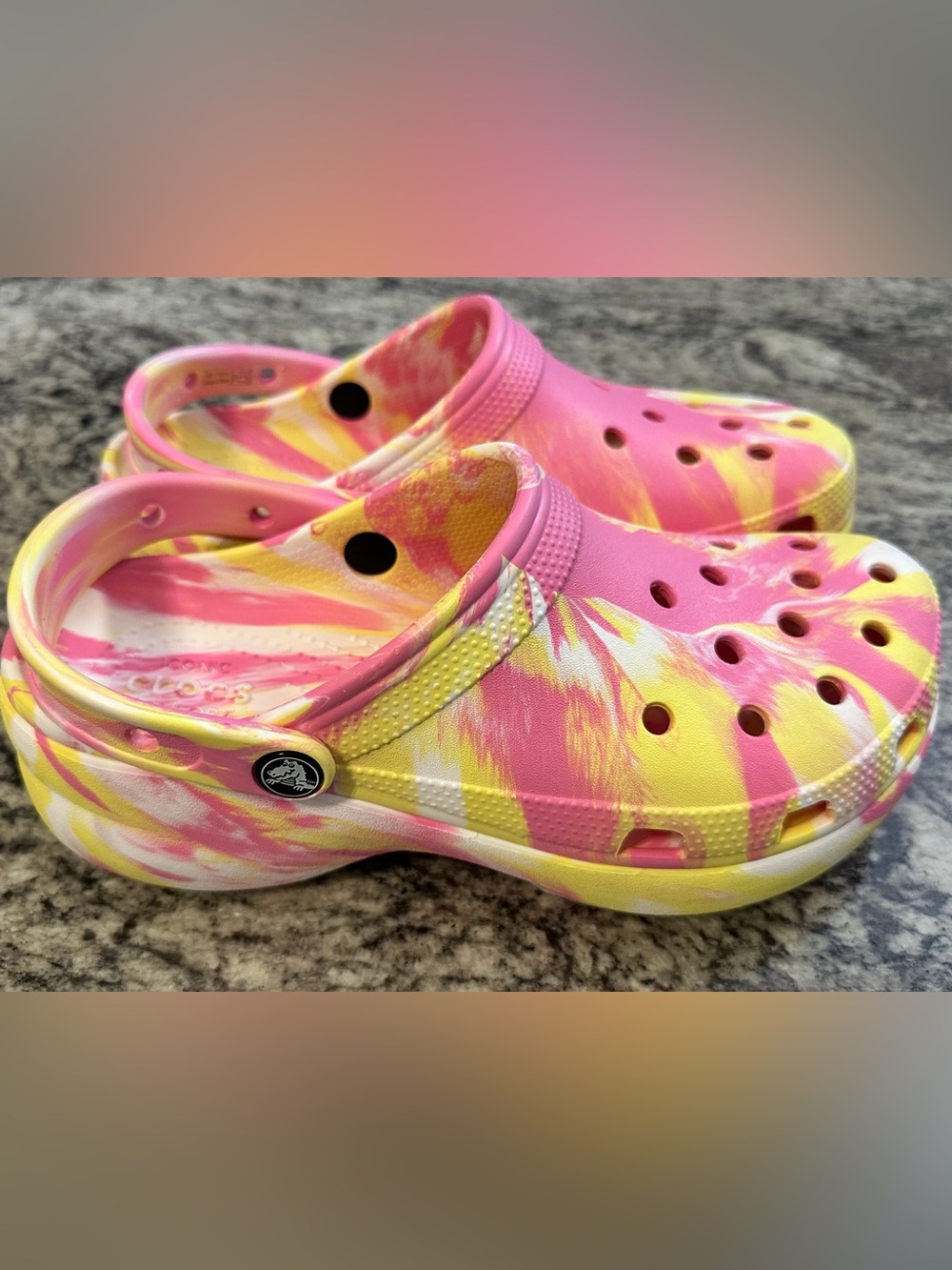 CROCS Platform Marbled Clog Pink Lemonade Yellow White Swirl Women Size 9 W9